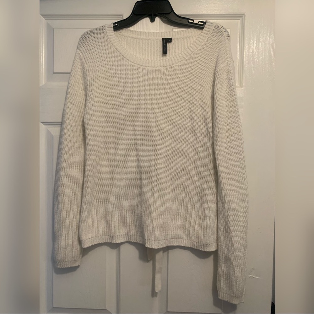 Moon & Madison cream sweater. Size L
